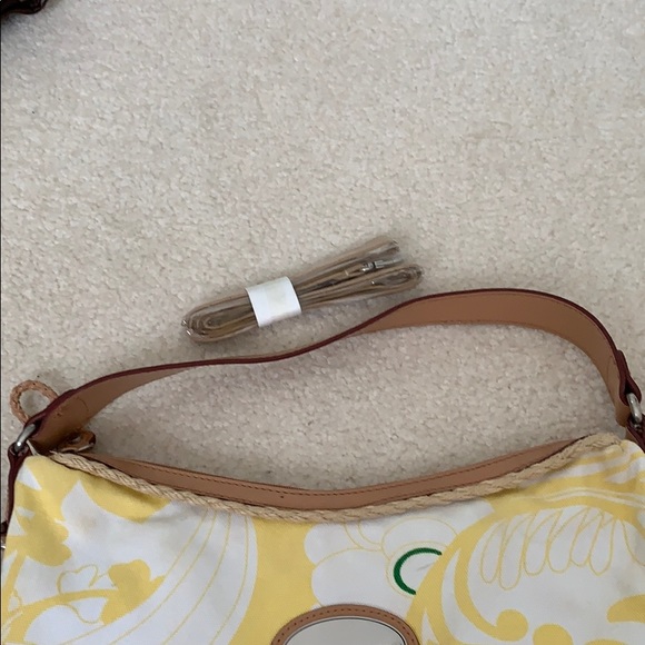 Tommy Hilfiger Yellow Flowered Purse - Picture 8 of 8